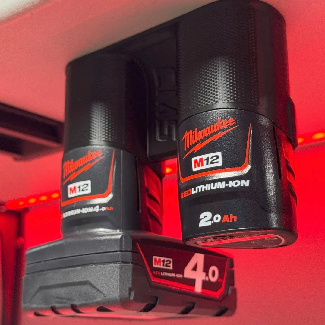 Milwaukee M12 double battery mount